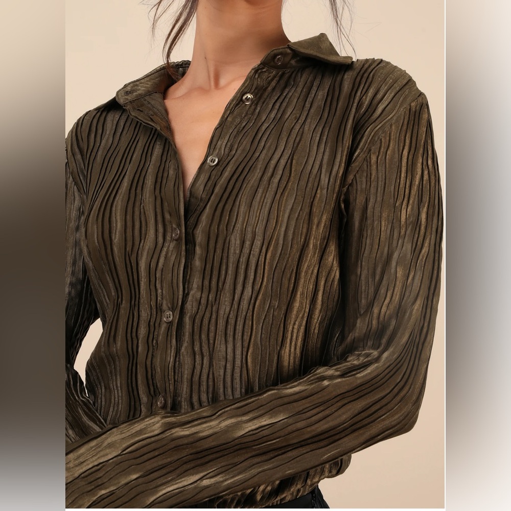 Lulus- Perfected Sophistication Dark Olive Green Plisse Button-Up Top Size S